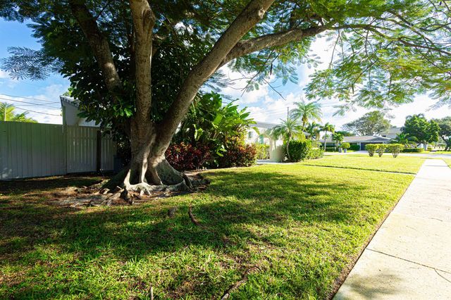 2013 Ardley Road, North Palm Beach, FL 33408