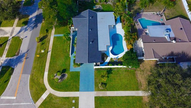 2013 Ardley Road, North Palm Beach, FL 33408