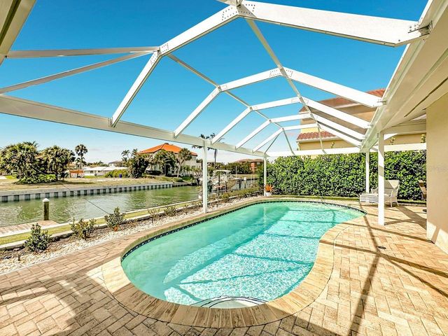 581 YARDARM LANE, Longboat Key, FL 34228