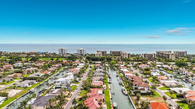 581 YARDARM LANE, Longboat Key, FL 34228