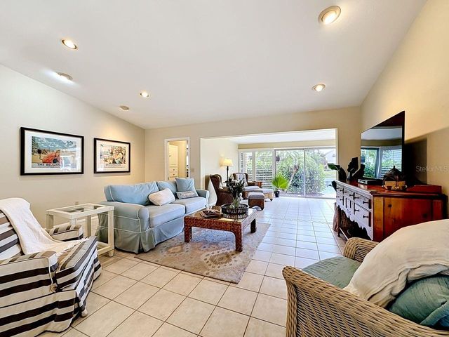 581 YARDARM LANE, Longboat Key, FL 34228