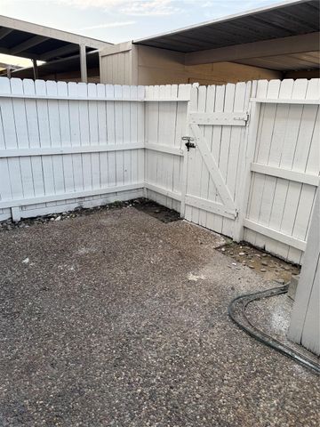 8321 Nairn Street, Houston, TX 77074