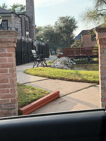 8321 Nairn Street, Houston, TX 77074