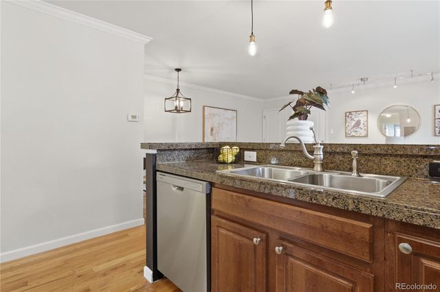 2020 E 14th Avenue 202, Denver, CO 80206