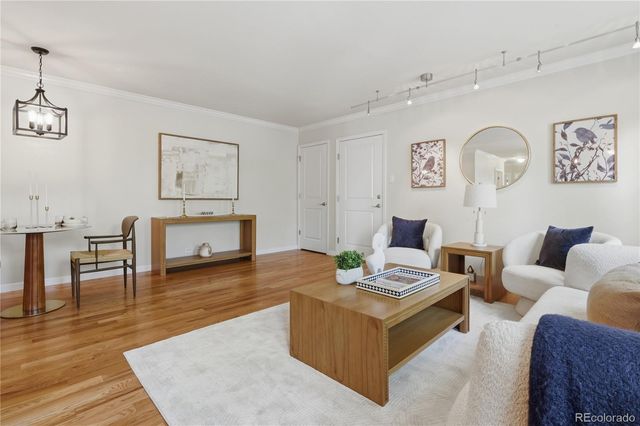 2020 E 14th Avenue 202, Denver, CO 80206