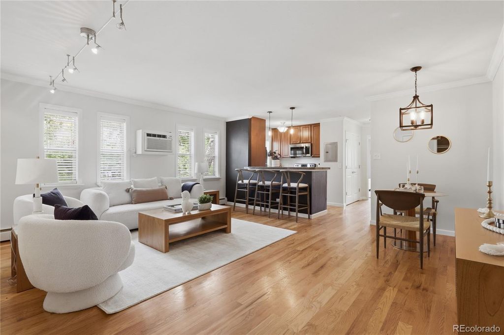 2020 E 14th Avenue 202, Denver, CO 80206