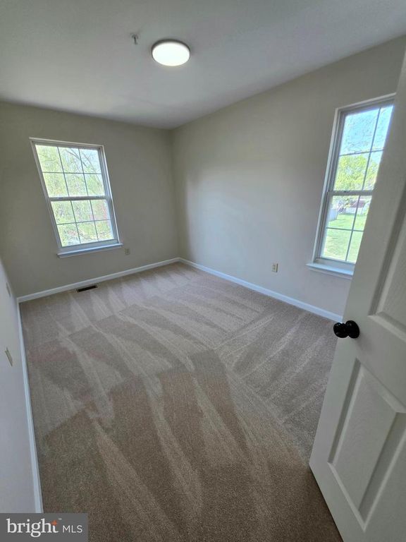 Image 19 of property listing at 22098 SAINT INIGOES CT, Great Mills, MD 20634