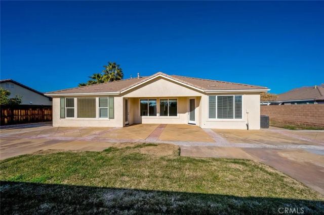 28365 Little Lake Court, Menifee, CA 92585