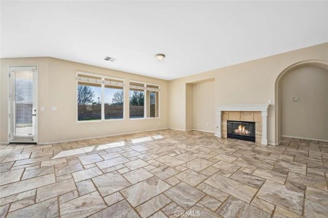 28365 Little Lake Court, Menifee, CA 92585