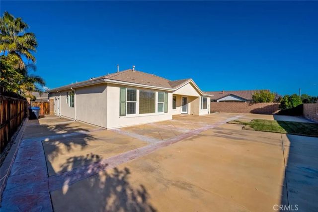 28365 Little Lake Court, Menifee, CA 92585