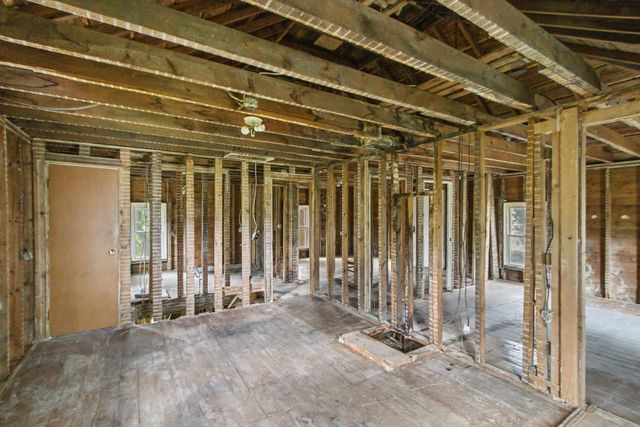 230 E Van Buren Street, Poynette, WI 53955