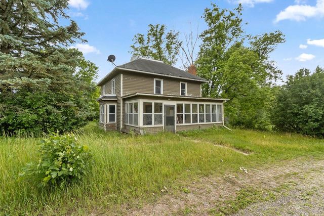 230 E Van Buren Street, Poynette, WI 53955