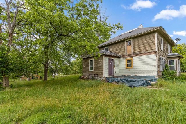 230 E Van Buren Street, Poynette, WI 53955