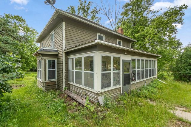 230 E Van Buren Street, Poynette, WI 53955