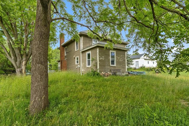 230 E Van Buren Street, Poynette, WI 53955