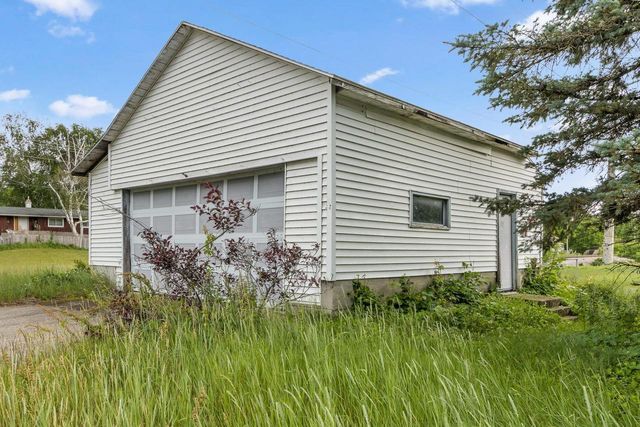 230 E Van Buren Street, Poynette, WI 53955