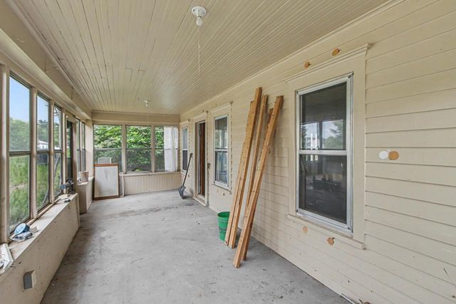 230 E Van Buren Street, Poynette, WI 53955