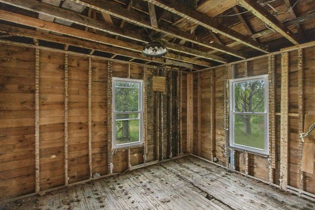 230 E Van Buren Street, Poynette, WI 53955