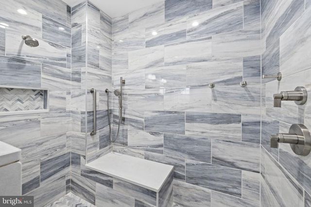 2481 YANCEYVILLE RD, Louisa, VA 23093