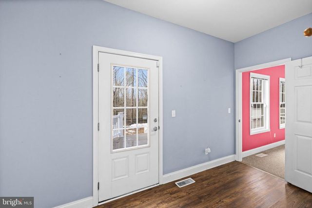 2481 YANCEYVILLE RD, Louisa, VA 23093