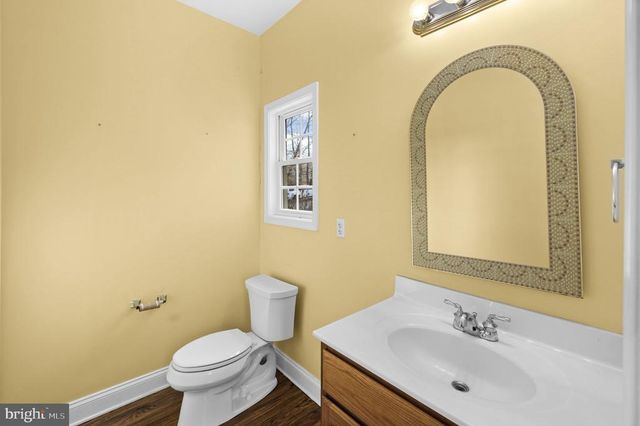 2481 YANCEYVILLE RD, Louisa, VA 23093