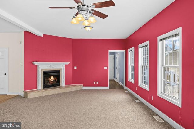 2481 YANCEYVILLE RD, Louisa, VA 23093