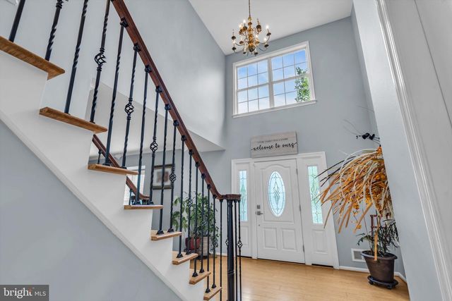 2 TANAGER LN, Robbinsville, NJ 08691