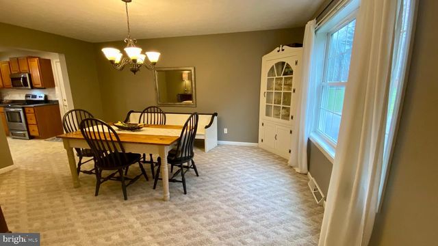 2377 RED FOX LN, Tyrone, PA 16686