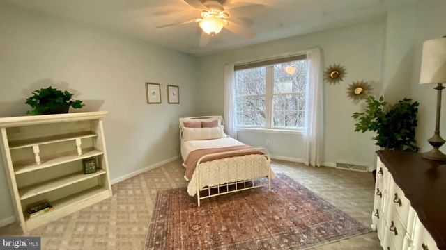 2377 RED FOX LN, Tyrone, PA 16686