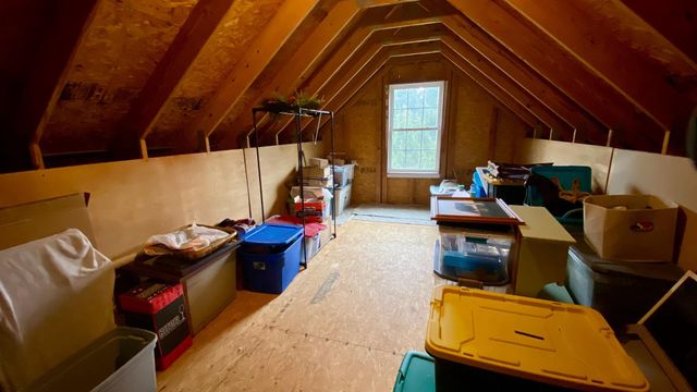 2377 RED FOX LN, Tyrone, PA 16686