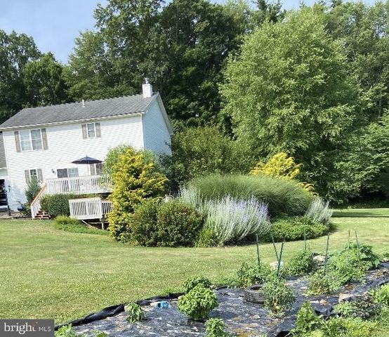 2377 RED FOX LN, Tyrone, PA 16686