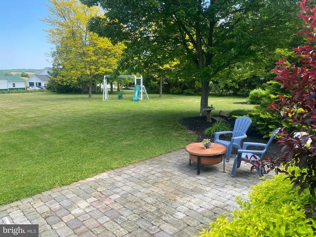 2377 RED FOX LN, Tyrone, PA 16686