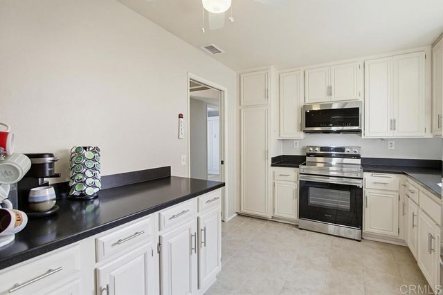 17439 Plaza Otonal, San Diego, CA 92128