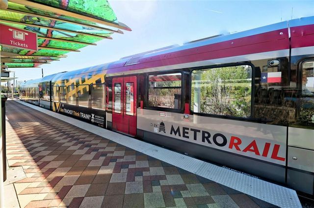 7324 Easy Wind DR, Austin, TX 78757