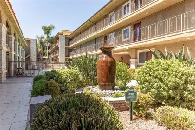 3220 Altura Avenue 217, Glendale, CA 91214
