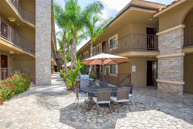 3220 Altura Avenue 217, Glendale, CA 91214