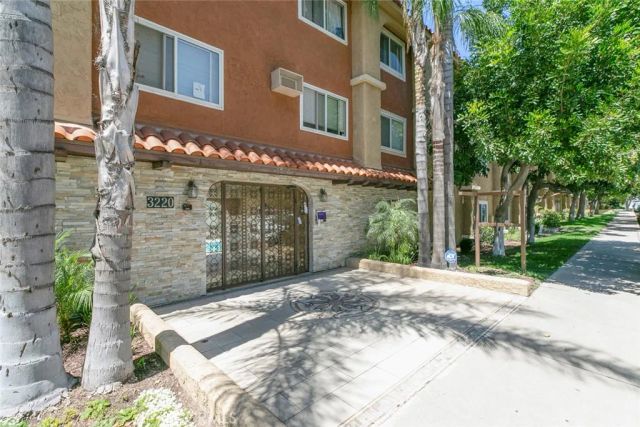 3220 Altura Avenue 217, Glendale, CA 91214