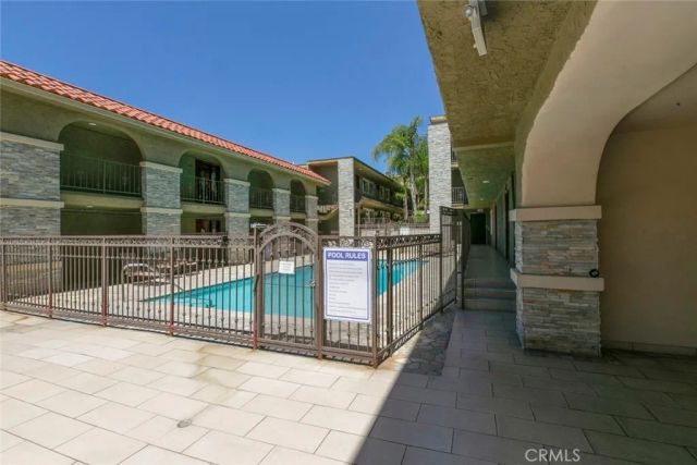 3220 Altura Avenue 217, Glendale, CA 91214