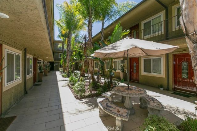 3220 Altura Avenue 217, Glendale, CA 91214