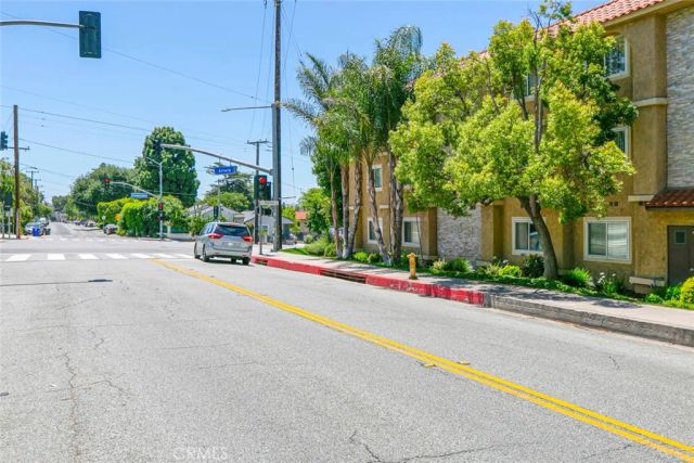 3220 Altura Avenue 217, Glendale, CA 91214