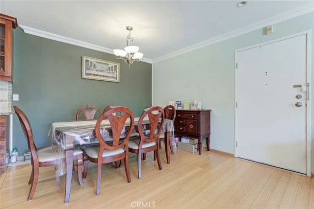 3220 Altura Avenue 217, Glendale, CA 91214