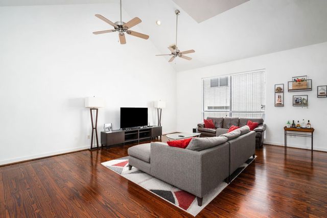 906 Andrews Street, Houston, TX 77019