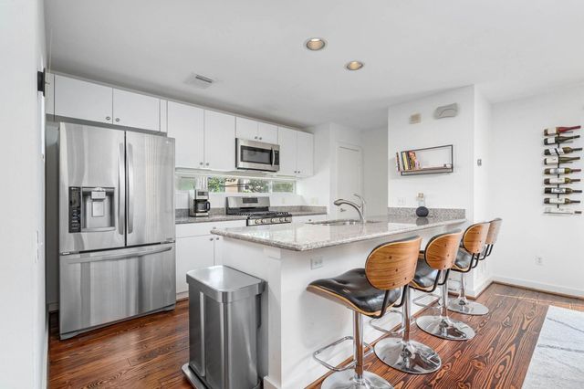 906 Andrews Street, Houston, TX 77019