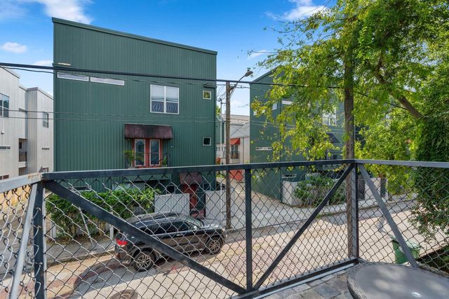 906 Andrews Street, Houston, TX 77019