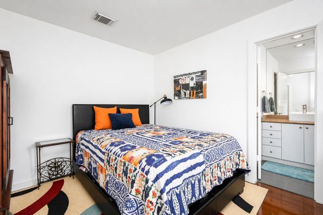 906 Andrews Street, Houston, TX 77019