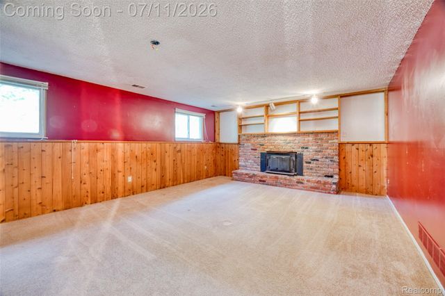 2479 Anchor Bay Lane, West Bloomfield Charter Township, MI 48324
