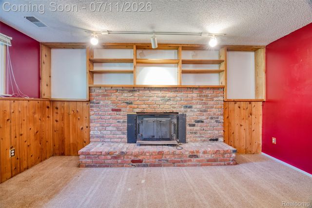 2479 Anchor Bay Lane, West Bloomfield Charter Township, MI 48324