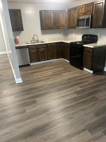 210 Sunny Street, Spartanburg, SC 29306