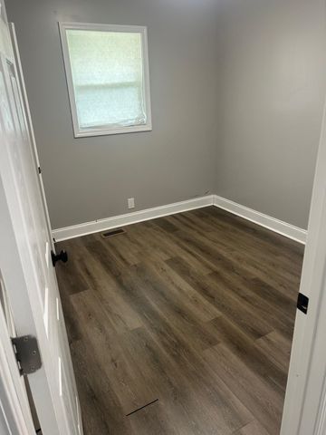 210 Sunny Street, Spartanburg, SC 29306