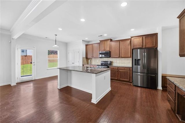 1951 Beyers Landing Drive, Buford, GA 30519